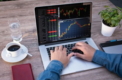 forex cursuri online bani electronici bitcoin pentru a câștiga